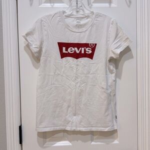 Levi’s Classic Tee